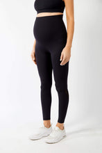 Load image into Gallery viewer, Vault Active KS Maternity leggings
